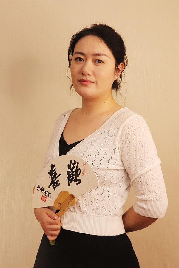 延川石亚利 研究生学历,毕业于陕西师范大学